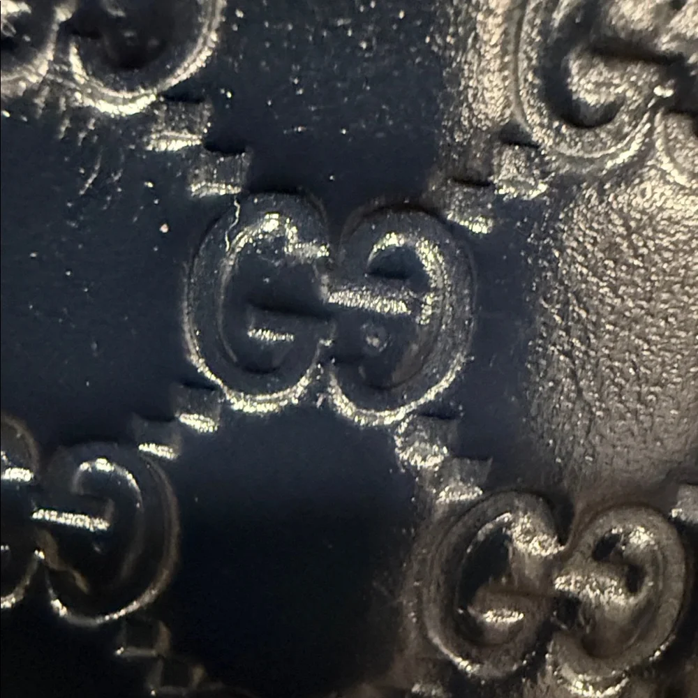 ‼️SALE‼️ Gucci - Men’s Navy Mini GG Embossed Leather Wallet w/Dusty, Box & COA - Picture 3 of 10
